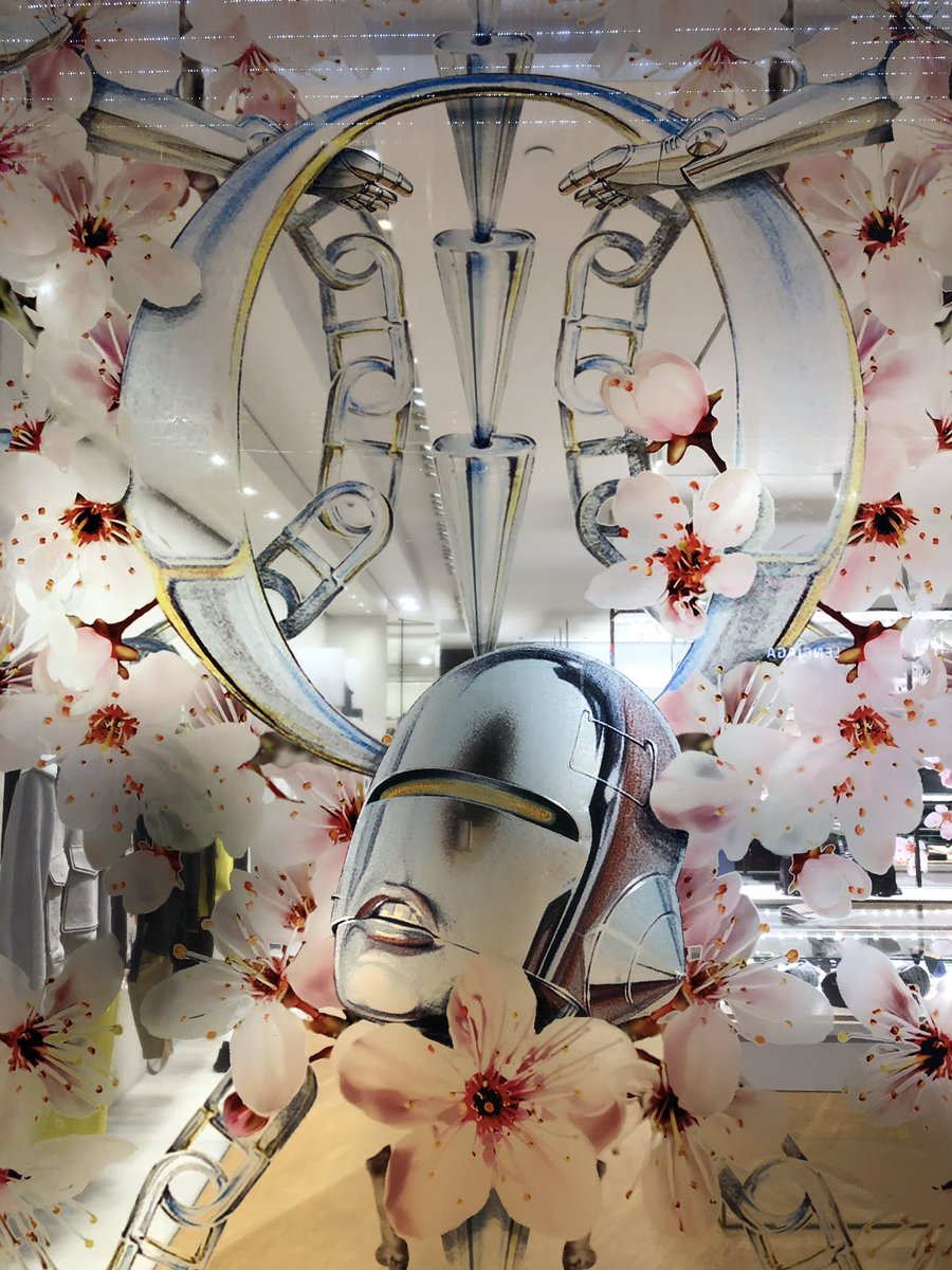 TechNoirLab's tweet image. FUTURE PROOF at @Dior in Taipei, Taiwan. The highlight of our teams trip to Asia to begin our foundations here working on a big project. 👽🛸 #FashionTech #HijameSoryama #Robot #Robotics #Futuristic #Future