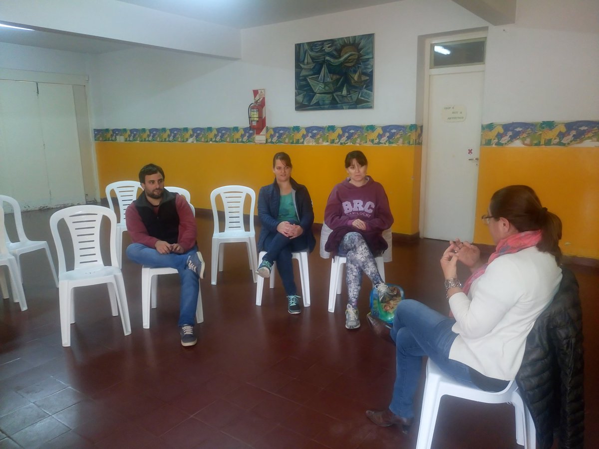 jefatura_de's tweet photo. Ayer por la tarde tuvimos otros #abcDocentes en el Cens 451 y #ABCPadres en el JI 901.
Verdaderos encuentros de reflexión sobre la calidad educativa. Gracias por participar. @BAeducacion @13_jefatura @adriana_frega @BAinicial @EducAdultosBsAs https://t.co/ppDmXxr8ls