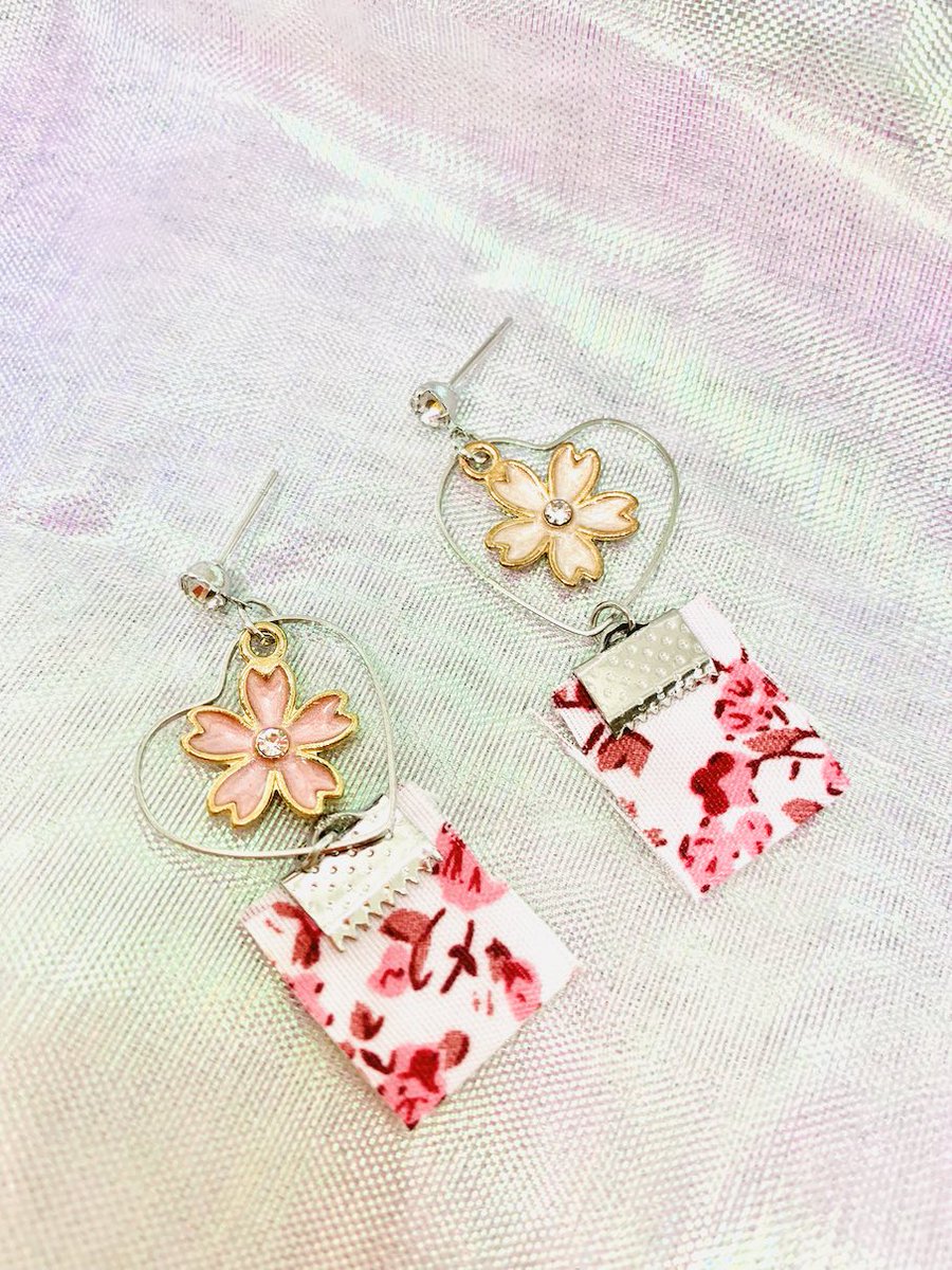 clazzymizzy's tweet photo. Are you still missing Cherry Blossom in Japan?🇯🇵🌸🌸🌸
- https://t.co/vHiUcRs3kq

#present #adorable #gfriend #pearl #父親節 #checkered #summer #handmade #CherryBlossom #forher #pink #fathersday #百搭 #girlish #spring #demiseason #japanese #粉色 #earrings #新店優惠 #手造耳環 https://t.co/bPX1WssFWt