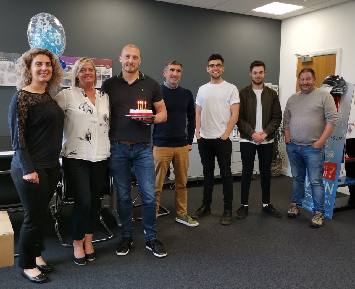 SDW_LTD's tweet image. Hello @WorcesterHour.  Did you see that we celebrated our #birthday this week? 🎉

We're the grand old age of FIVE years old.  As with all birthdays, a cake 🎂 and balloon 🎈were absolutely mandatory (thanks to our friends @Barker_Brettell). 

#WorcesterHour #Worcestershirehour