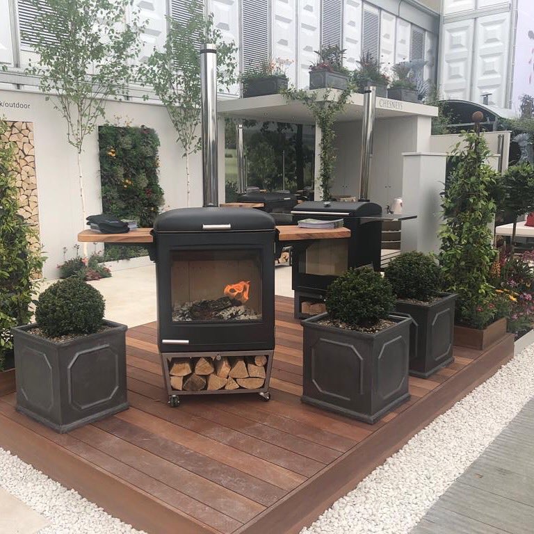 Another beautiful day at #RHSChelsea. Please do pop by our stand PW252 if you are visiting the show today #wednesdaythoughts #WednesdayMotivation #gardens #outdoors #heat