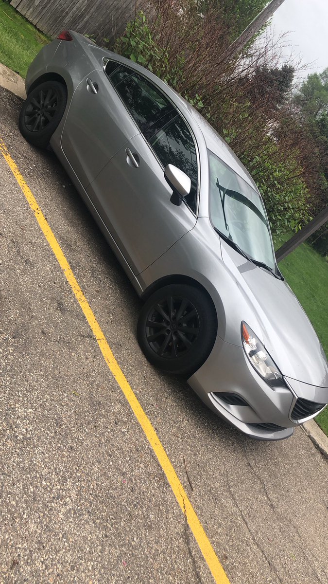 theruler810's tweet photo. Dip the shoes on her 🔥🌹 #Mazda6 #Mazda #JoyRyder #Dipped #Mazda3 https://t.co/oqR2agtG8I