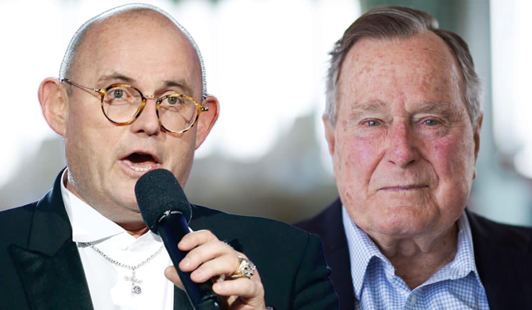 trentloos's tweet photo. The #ONE2019 is now complete and full for me because I had the great pleasure of visiting with Ronan Tynan and I did not call him the fat guy who sang. A true gentle giant who pays tribute to a dear friend George Bush.
https://t.co/bcIXaOxzVT https://t.co/I3XCJY3fbz