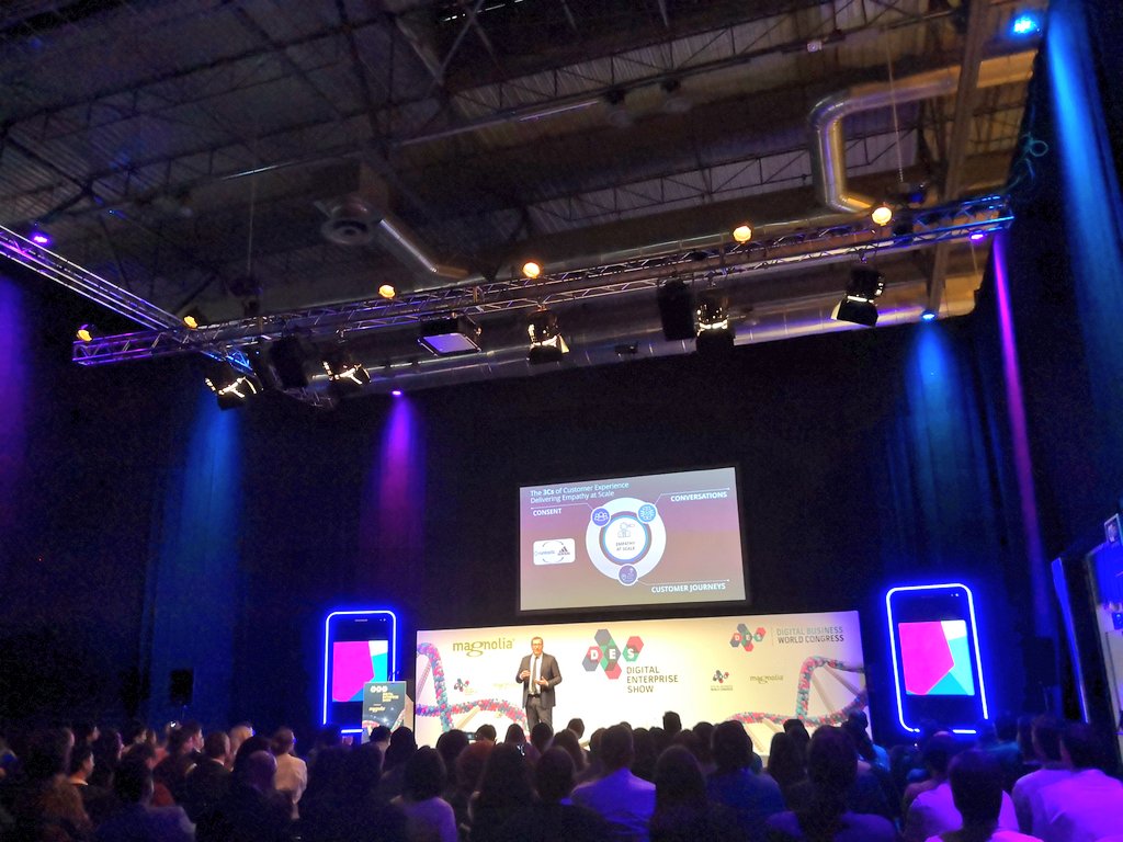 #RT <a href="/DES_show/">#DES2026</a>: RT <a href="/HopwoodMedia/">Peter Hopwood // Presenter // Storytelling Coach</a>: First session delightfully setting the tone at the Retail &amp; eCommerce Forum with <a href="/ivanoortis/">Ivano Ortis</a> from <a href="/IDC/">IDC</a> 

#DES2019 #DigitalTransformation #DigitalDNA #retailtech #ecommerce #logistics