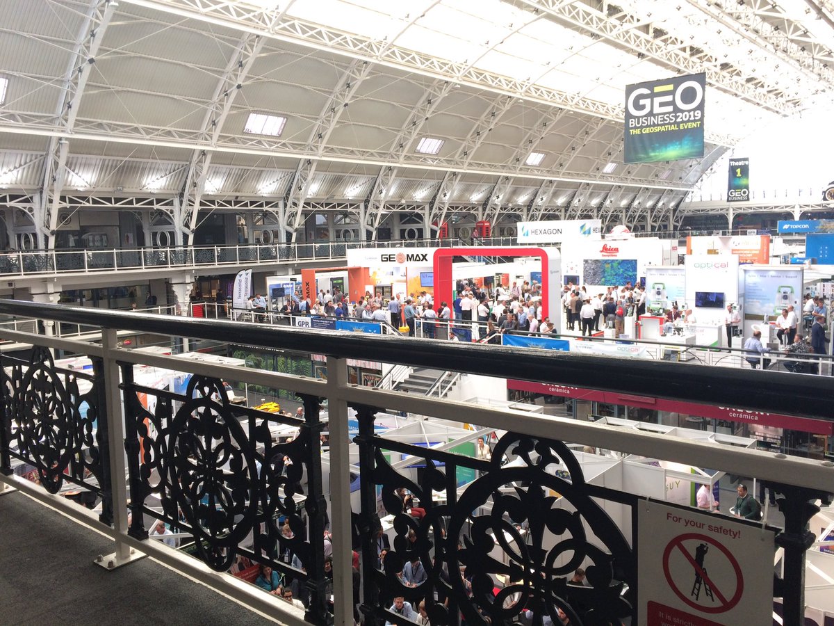 Discussing <a href="/sprintforspace/">SPRINTForSpace</a> collaboration potential today with lots of great geospatial #SMEs here at the @GEOBusinessShow international exhibition <a href="/GeoDataTraining/">GeoData GIS Training</a> <a href="/Chuck_ElderUK/">Charles Elder 💙</a> <a href="/GCRF_BRECcIA/">BRECcIA</a>