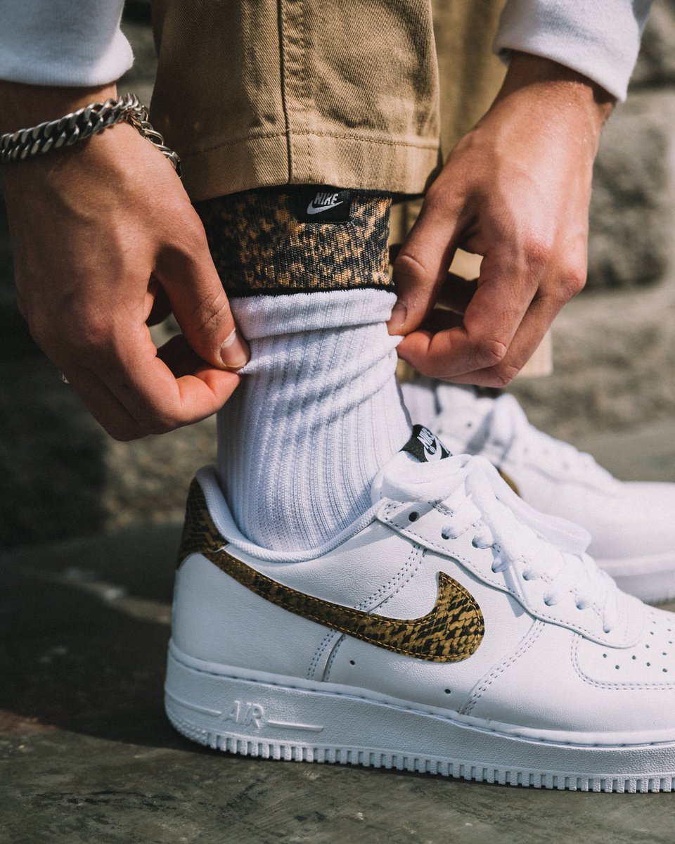 nike ivory snake af1