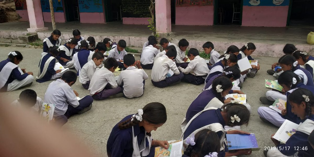AILFoundation's tweet photo. Pics fromLibrary of Govt. High School, Bajeri, Uttarakhand. This school has 98 children and is from class 6 to 10. There is no separate library period, children read the books in their free time and interval. The principal, Ms Neerja Joshi is the contact person there. https://t.co/jb7RuWzrQS