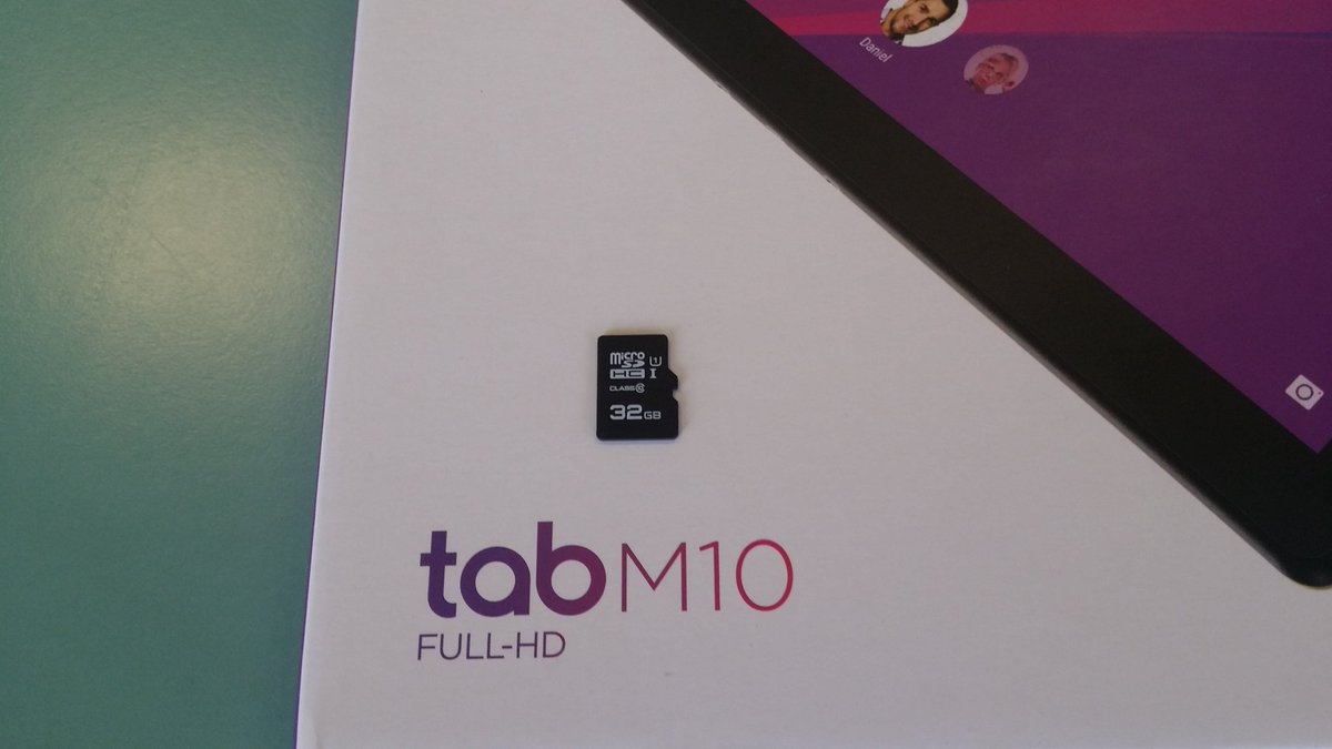 <a href="/MaRegionSud/">Région Sud</a> @DANE_Aix_Mrs La carte micro SD 32 Go.
Attention c'est tout petit, prévoir de la faire insérer directement dans la tablette.