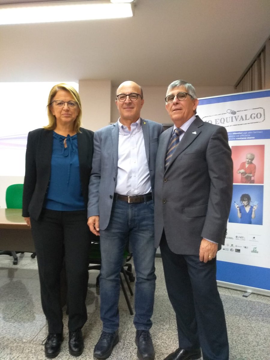 Cittadinanzatti's tweet photo. #Ioequivalgo arriva in #Sardegna
https://t.co/0ufNIfhit5
@CossoAnna, @vidiligiorgio e l’Assessore dell’Igiene e Sanità e dell’Assistenza Sociale della
Regione Sardegna, Mario Nieddu.
#farmaciequivalenti
#22maggio https://t.co/XNZ9HNPl5I
