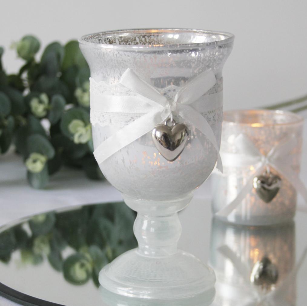 Our white speckled goblets are the perfect touch to your table decor and arrangements. Suitable for using as a candle votive with either wax or our LED candles for piece of mind 🕯️

Available in store and online:
bit.ly/2VJYnqV

#WeddingHour #Candles #TableDecor