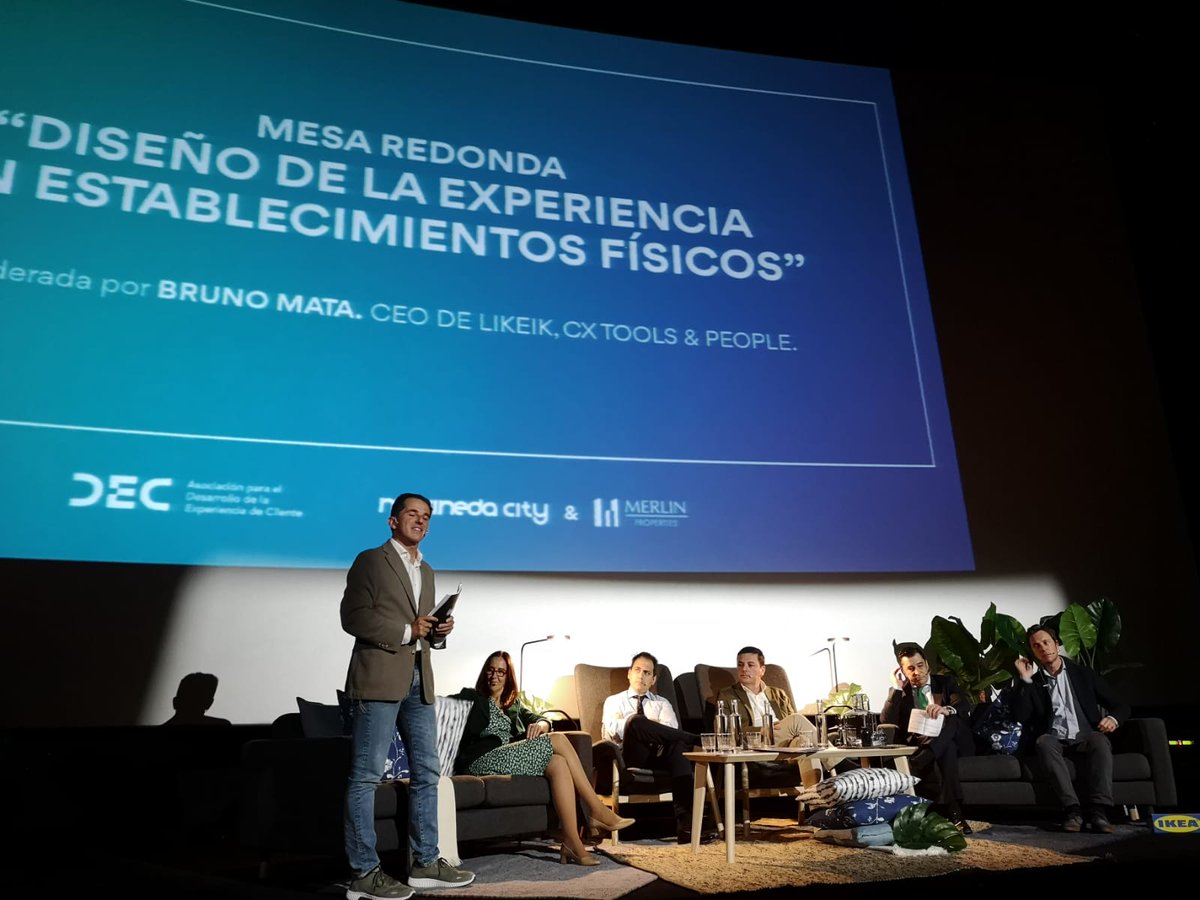 Asociacion_DEC's tweet photo. Comienza la Mesa redonda: “Diseño de la experiencia en establecimientos físicos” el moderador será Bruno Mata, CEO de @welikeik, CX Tools & People
@marinedacity
#Emoción #CX #CustomeraExperience #ExperienciadeCliente
#Retail https://t.co/ckeVYTk9VJ
