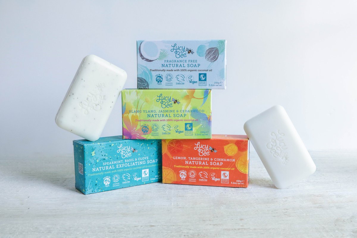 lucybeecoconut's tweet image. Have you heard about out our PALM OIL FREE soaps?! 🐒🐒
They're made using 100% coconut oil and are vegan, cruelty free, organic, fair trade and lather up fantastically! 🧼🧼
Get yours here: shop.lucybee.com/collections/be…
#palmoilfree #fairtrade #creultyfree #organic
