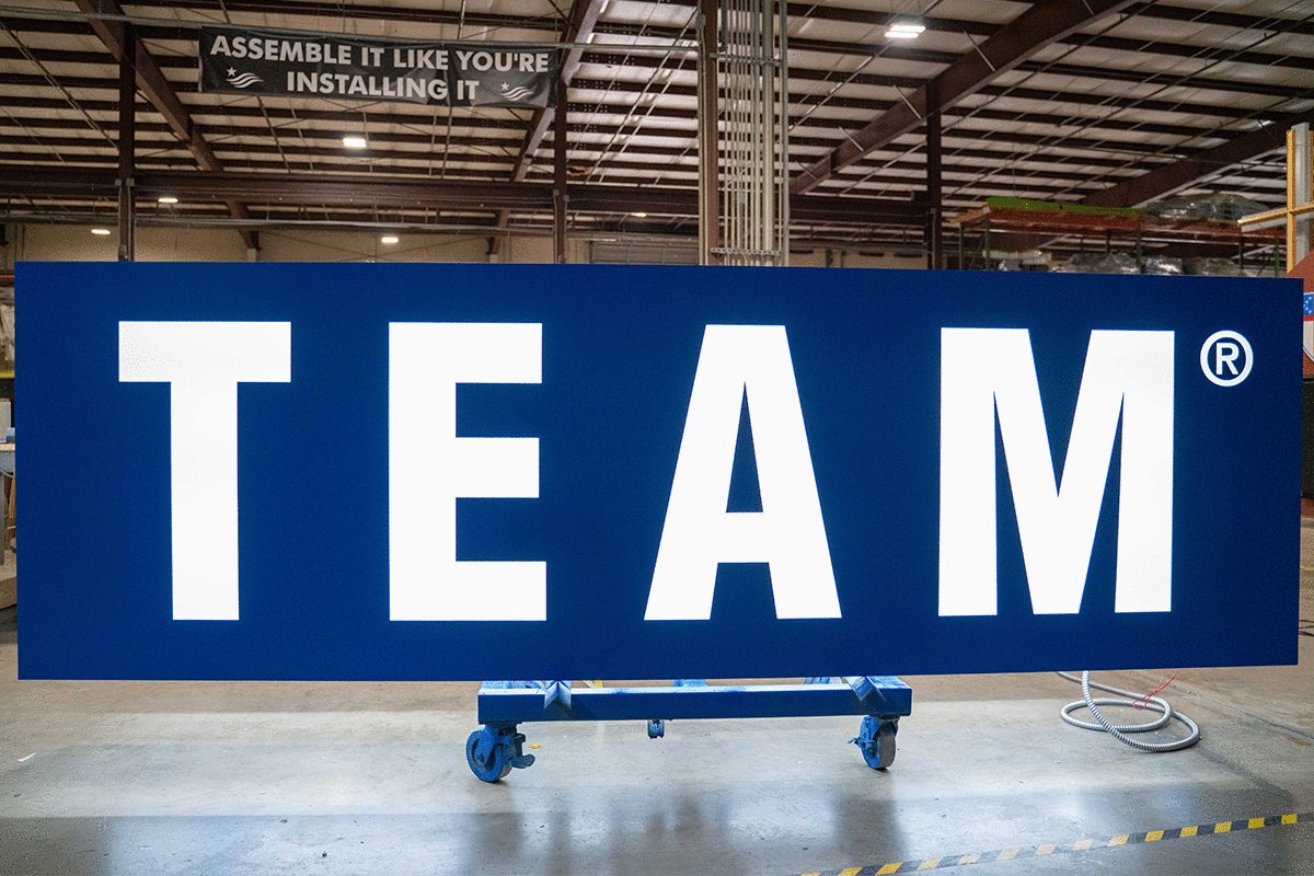 NationalSignsTX's tweet photo. It is truly remarkable how many intricate details go into the creation of a sign. Check out Team Industrial Service's sign lit up in our shop! 
#NationalSigns #CreatingLandmarksTogether #HoustonSignage #TeamIndustrialServices #LetThereBeLight https://t.co/HpOA8CIx0i