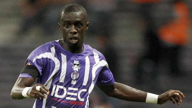 🎂🎂JOYEUX ANNIVERSAIRE !!!🎂🎂
 
<a href="/ChkMBengue/">Cheikh M'Bengue</a> (31 ans)

👕 159 matches tcc avec le <a href="/ToulouseFC/">Toulouse FC</a> de 2007 à 2013
⚽️ 2 buts
🎯 5 passes décisives

Aujourd'hui, au Shenzen FC (Chine)