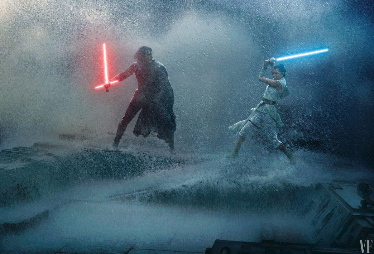 JeffreyWest's tweet photo. Photoshop battle: What are Kylo Ren and Rey fighting in this scene? #PSbattle https://t.co/38fHNgzJkG