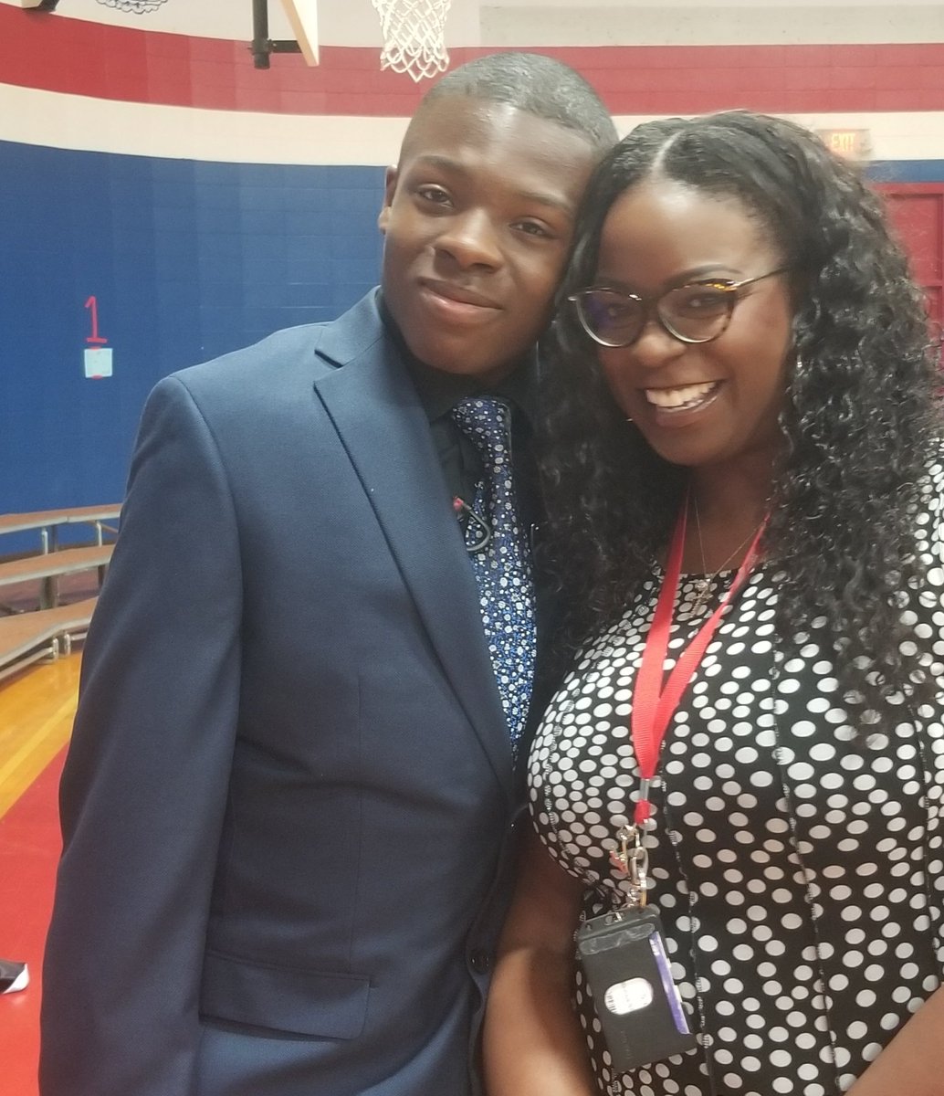 CITGOiaOLLE's tweet photo. Love our Gabriel, STEM student of the year and proud of all of his accomplishments! Looking forward to witnessing his accomplishments at @ElsikHighSchool! #olleStemtastic @OlleMightyOwls @AliefISD @aliefstem @CITGO @Fueling_Good #aliefproud #AliefLeads #BringYourAGame https://t.co/AZJf8n4ZbG
