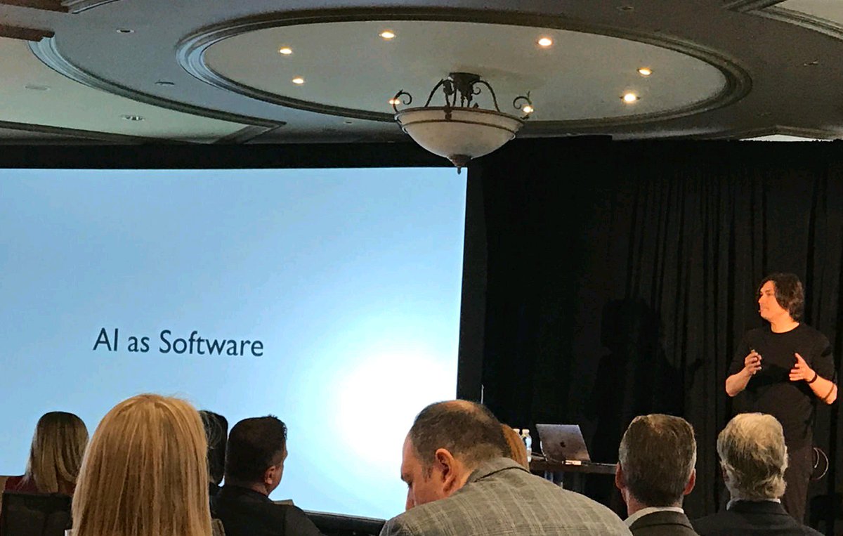 SmallBizJeff's tweet image. It was awesome having Canadian musician @davidusher at @equifaxcanada event today. #EquifaxSparkCA Great perspectives on unlocking your creativity and changing everything. #SmallBusiness