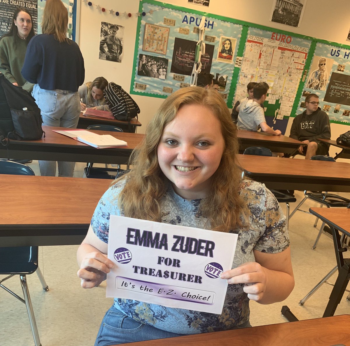 emniicole's tweet photo. #ItJustMakesCents #BackToBack #SeniorYear 2020 here we come... It’s the E.Z. Choice! https://t.co/MvVedW4sAB