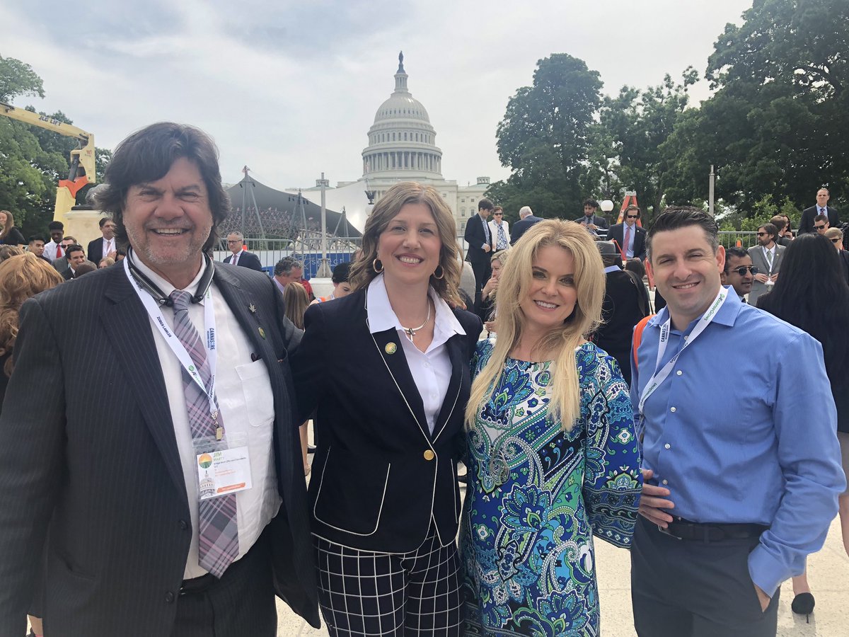 Michelle Donovan ⚖️ (@CannabisDivaESQ) / Posts / X, image size:1200x900