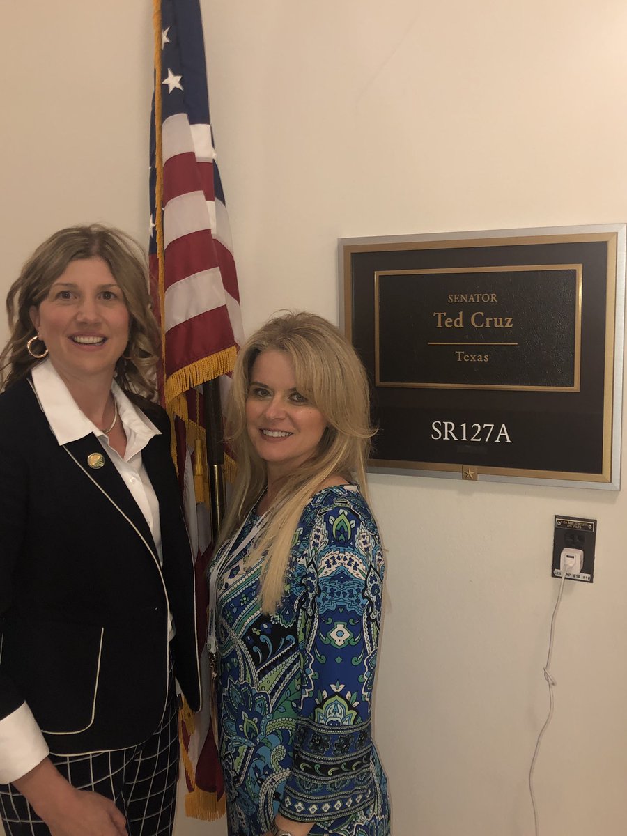 Michelle Donovan ⚖️ (@CannabisDivaESQ) / Posts / X, image size:900x1200