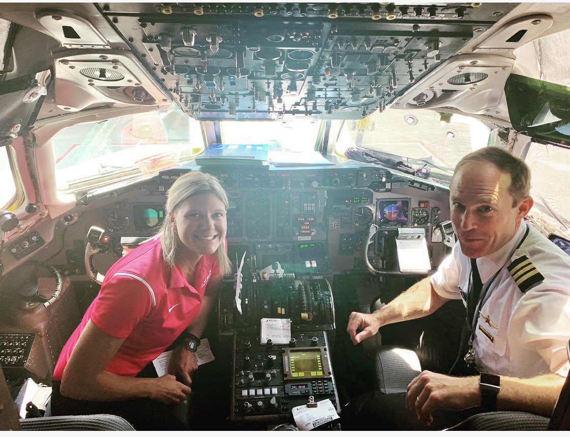 fasttrackrealty's tweet photo. So this just happened...thank you @Delta for making my day! #pilotpic #bucketlist #letsgo 😎✈️ https://t.co/d7Mqc7rNLq