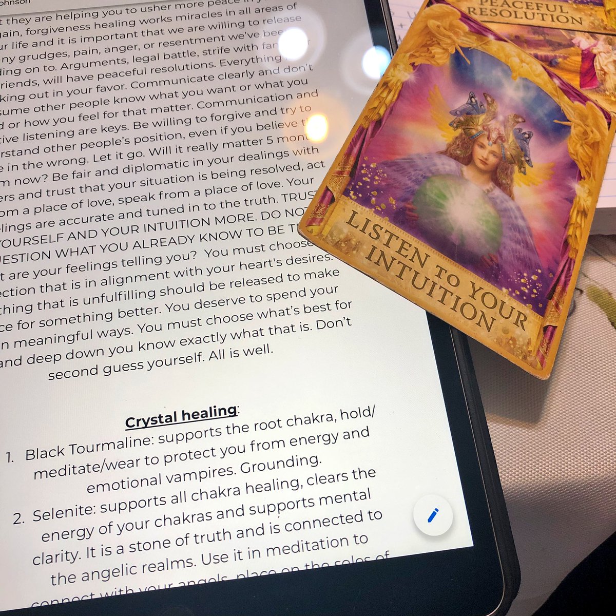 phoenixandmars's tweet photo. Emailed readings available:
https://t.co/sxrr3aKnua
#lightworking
#energyhealing https://t.co/dZCy2fo34H