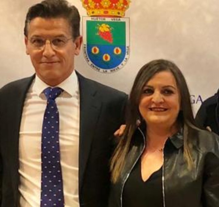 lola_huetor's tweet photo. Para que Granada sea la ciudad más competitiva e importante del sur de Europa.
#LuisSalvadorALCALDE https://t.co/KGwD0DkvXR