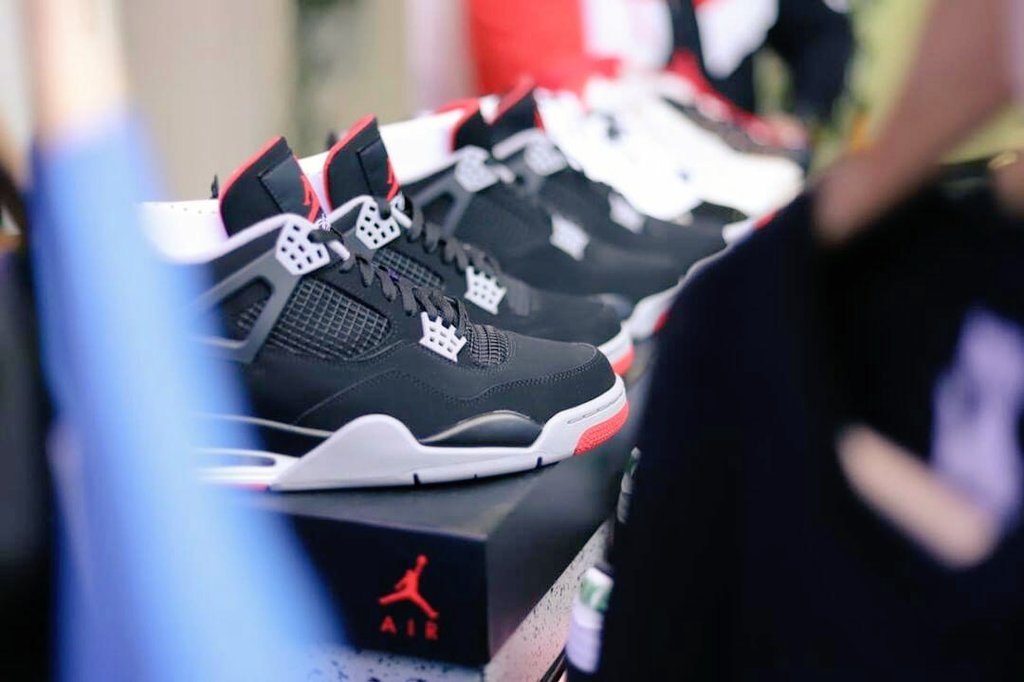 jmsrmrz's tweet photo. PremierSneakers x Adictillas SnkrShow [May18] https://t.co/1ckMX4irCV