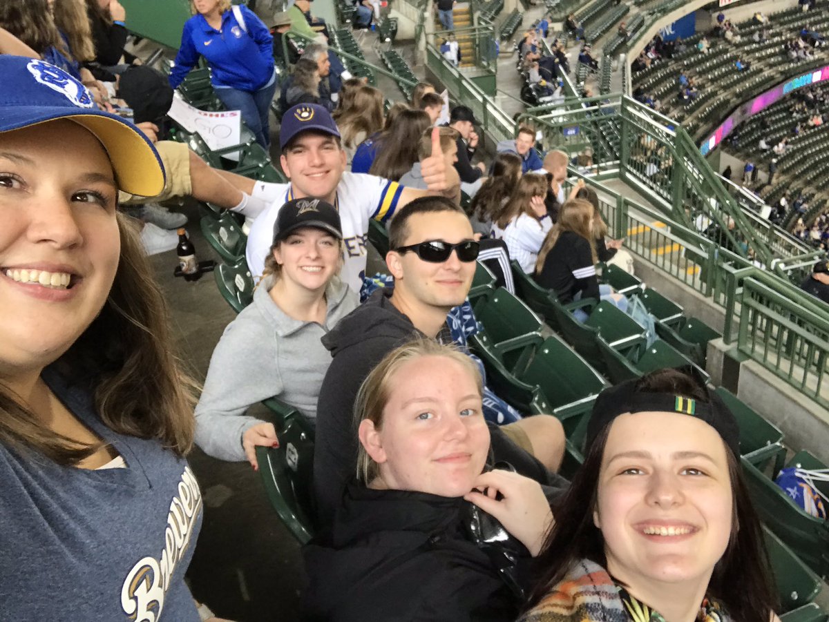 ReneeStieve's tweet photo. Senior Trip to the Brewers Game! #gobrewers https://t.co/JuzZw8E85p