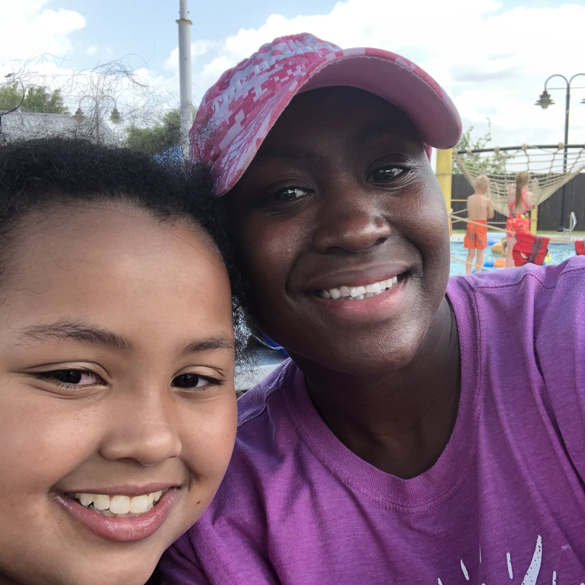 Thankful to have a career that allows me to have the day off with pay to enjoy my baby loves end of year field trip to Hawaiian fall. Counting my blessings <a href="/davidelockwood/">David Lockwood</a>