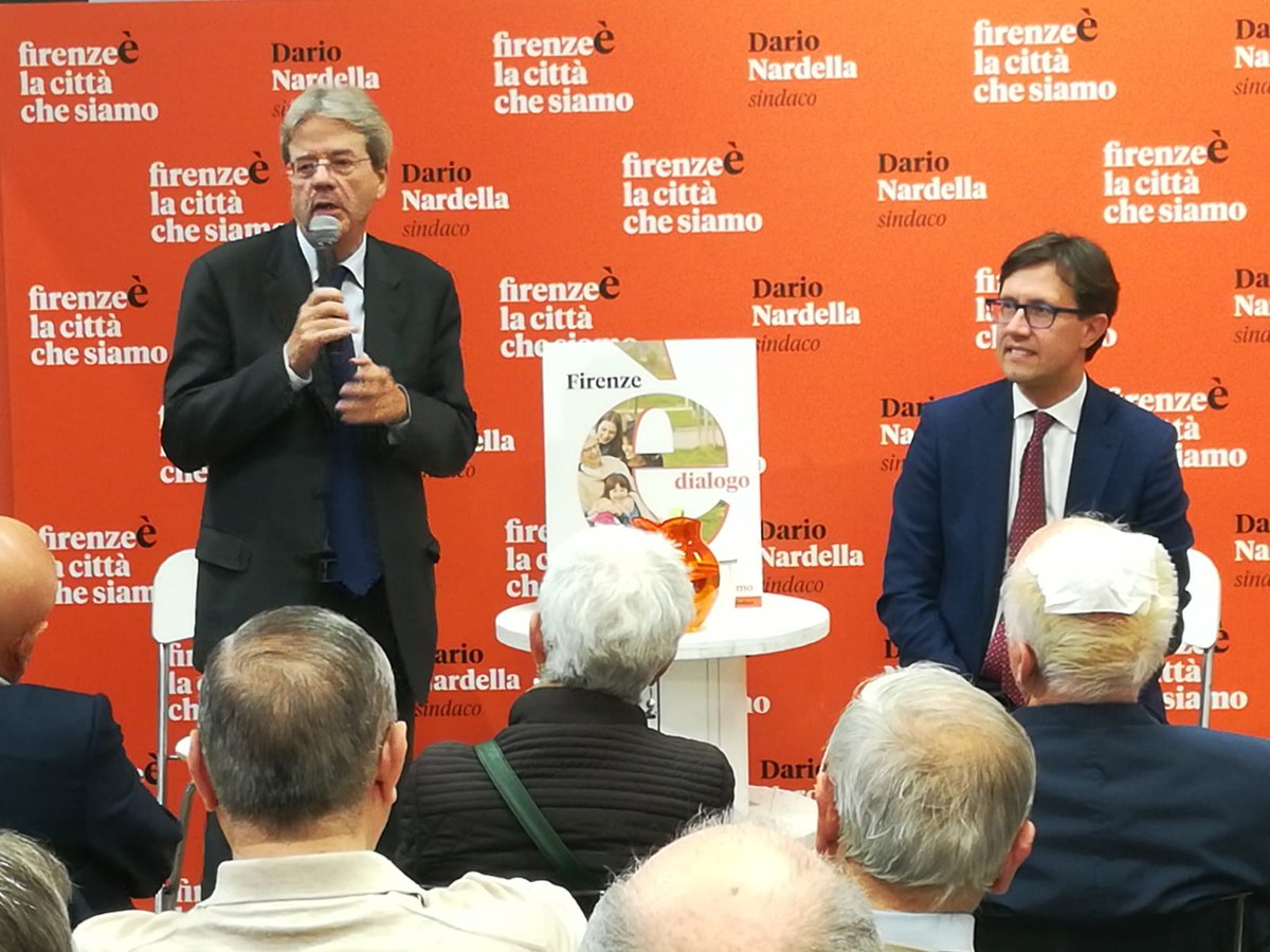 PD_Firenze's tweet photo. #PaoloGentiloni oggi a #Firenze: Lavoro, riduzione tasse sul lavoro, aumento degli investimenti verdi per lo sviluppo sostenibile nei green jobs. La crescita deve essere sostenibile sul piano sociale ed ambientale https://t.co/S0Afur0lZL