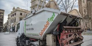 RadioSabadell's tweet photo. ÚLTIMA HORA | La justícia dóna la raó a l'@Aj_Sabadell i denega les mesures cautelars sol·licitades per @SmatsaSbd contra la instal·lació del sistema de control als vehicles. Amb aquesta ja són 7 les sentències favorables al govern https://t.co/MafWcJgvh6