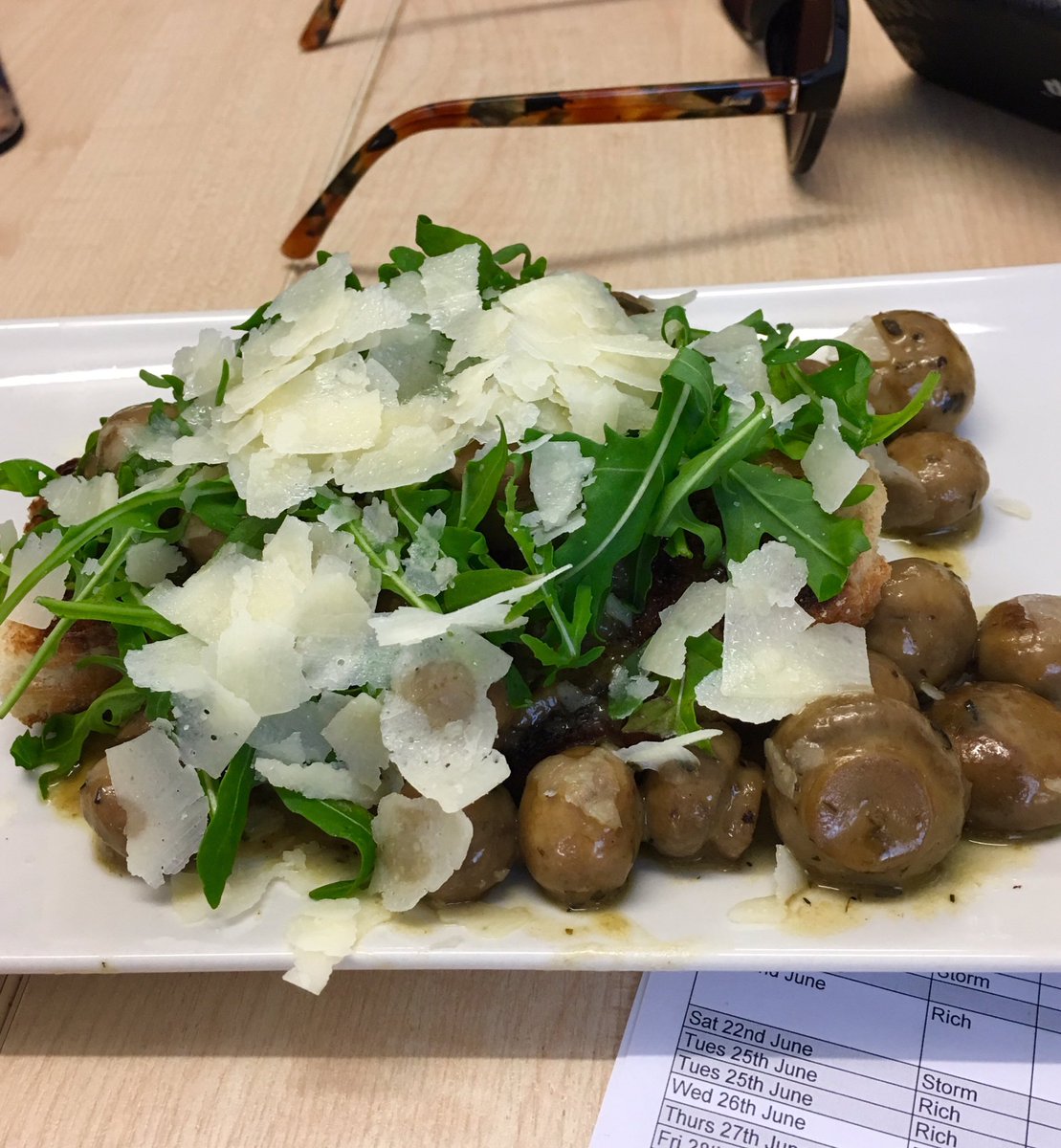ACFTeambuilding's tweet photo. It’s a working lunch kind of day! We’re super busy prepping for our upcoming events, so we decided to try out the culinary delights onsite from @AldwickEstate estate today. Verdict = super yummy!!!! 👍🏼🍽 #workinglunch #officelife https://t.co/k2Q0EEZOWG