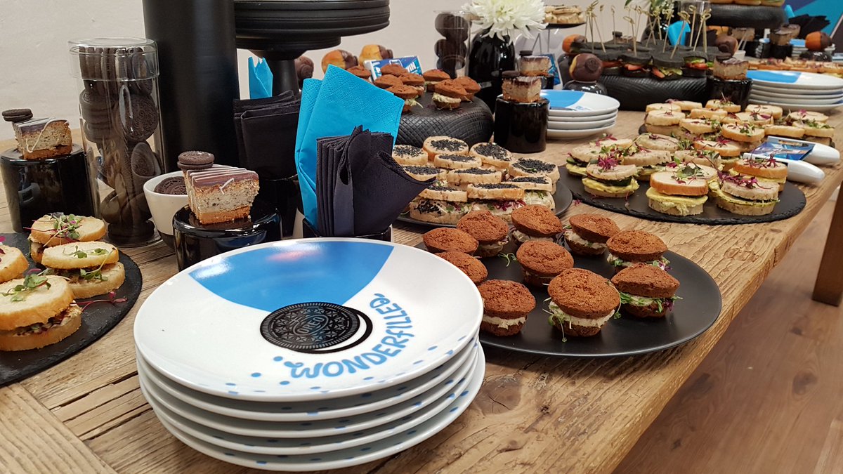 adventures_m's tweet photo. Some delicious food at the @Oreo event today #OreoCup #Adventuresofbeeandmoe https://t.co/9UJzhLtkVr