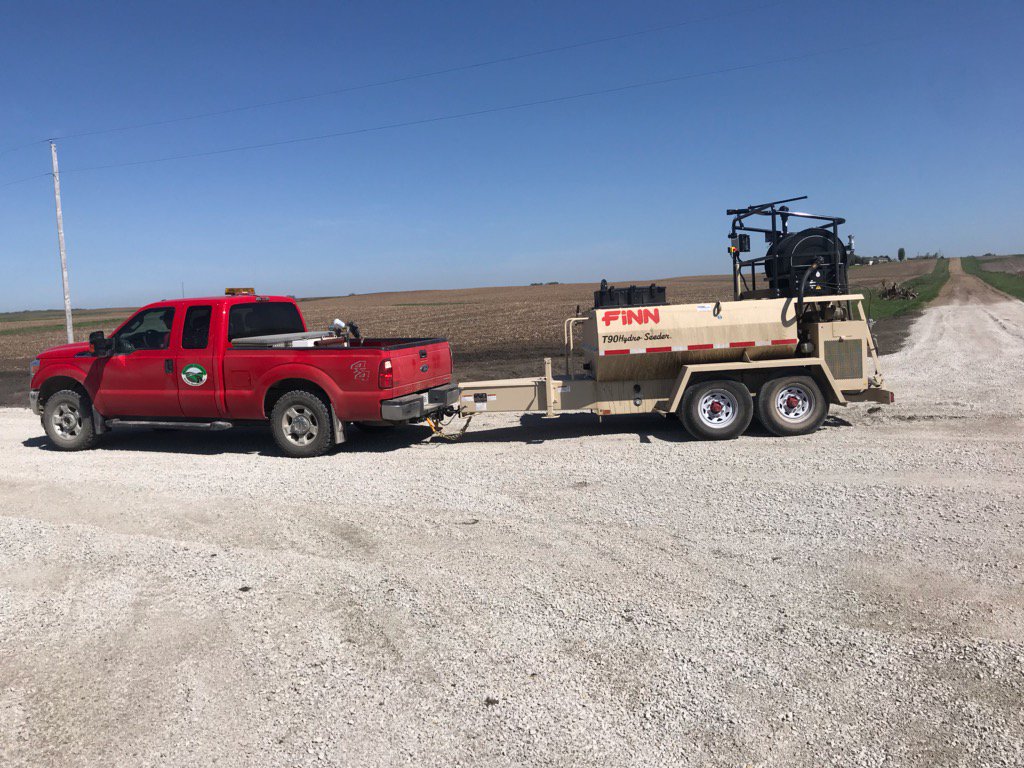 FinnCorporation's tweet photo. Midwest Underground Supply is crushing it, converting customers to FINN. Guthrie County Secondary Roads Department is working Smarter everyday. #GreatDealers #GreatCustomers #HappyHydroseeding #SmarterWaysToWork #HydroSeeding https://t.co/99rWYz5xTr