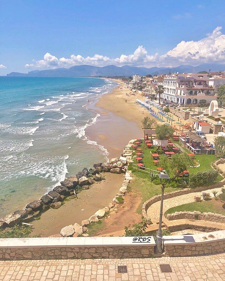 #live #today in #sperlonga <a href="/3BMeteo/">3B Meteo</a> <a href="/eborghicom/">e-borghi</a> <a href="/SkyscannerIT/">Skyscanner Italia</a> <a href="/visit_lazio/">Visit Lazio</a> <a href="/lucarallo/">Luca Rallo</a> <a href="/josephmaric/">Joseph Maric</a> @ClaudioCobiani <a href="/giulia_lb/">Giulia</a> <a href="/dcq_italia/">DCQItalia 🇮🇹</a> <a href="/VisitAurunci/">VisitAurunci</a> @VSCOblog <a href="/BestSunsetPhoto/">📷Вⷡeͤs͛ᴛⷮS͛uͧns͛eͤᴛⷮ Рⷬhͪoͦᴛⷮoͦ🌇</a> <a href="/BorghiPiuBelli/">Borghi+belli Italia</a> <a href="/Turismoromaweb/">Turismo Roma</a> <a href="/igerslatina/">Igers Latina</a> <a href="/igerslazio/">igerslazio</a> <a href="/yallersitalia/">Yallers Italia</a> <a href="/igersItalia/">IgersItalia®</a>