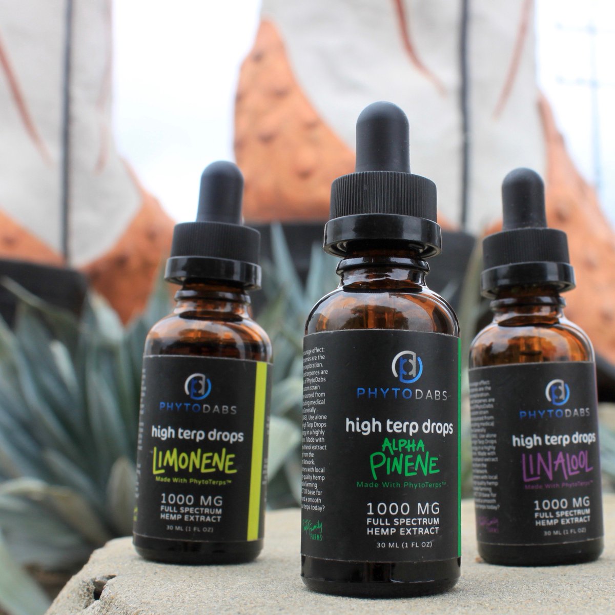 phytofamily's tweet image. Which is your favorite? 
.
.
#PhytoFamily #rosinrevolution #rosintech #rosinpress #budtendersociety #headylifestyle #womeninbusiness #cannabisculture #cannabisbabes #cannabislover #cannagoddess #cannaseur #highsociety #wedontsmokethesame #budtendersociety #dopelife #girlswhosmoke