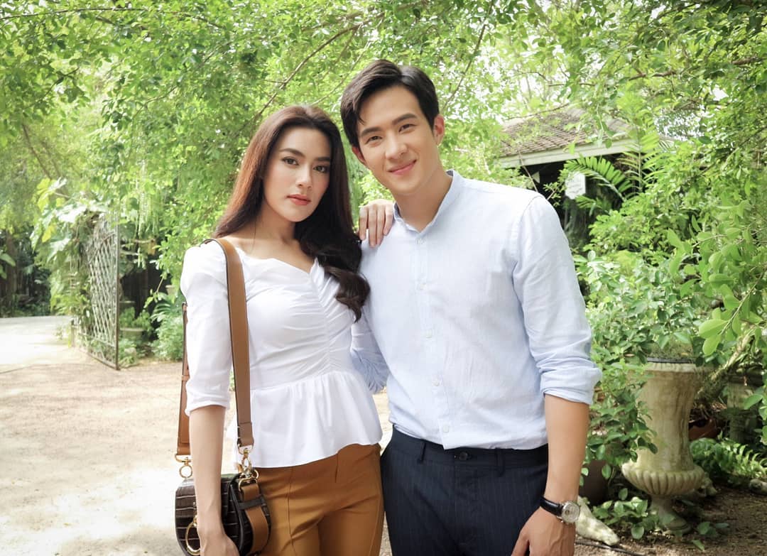 คิว 2 แล้วค่ะ คิว 2 นะคะ อ่ะคิว 2 เองค่ะ รักนะคะ จุ๊บๆ #สองเสน่หา #MakerGroup #MakerFamily ภาพโดย #PRMaker <a href="/JamesMa_James/">JMA</a> @JamesmaLuv