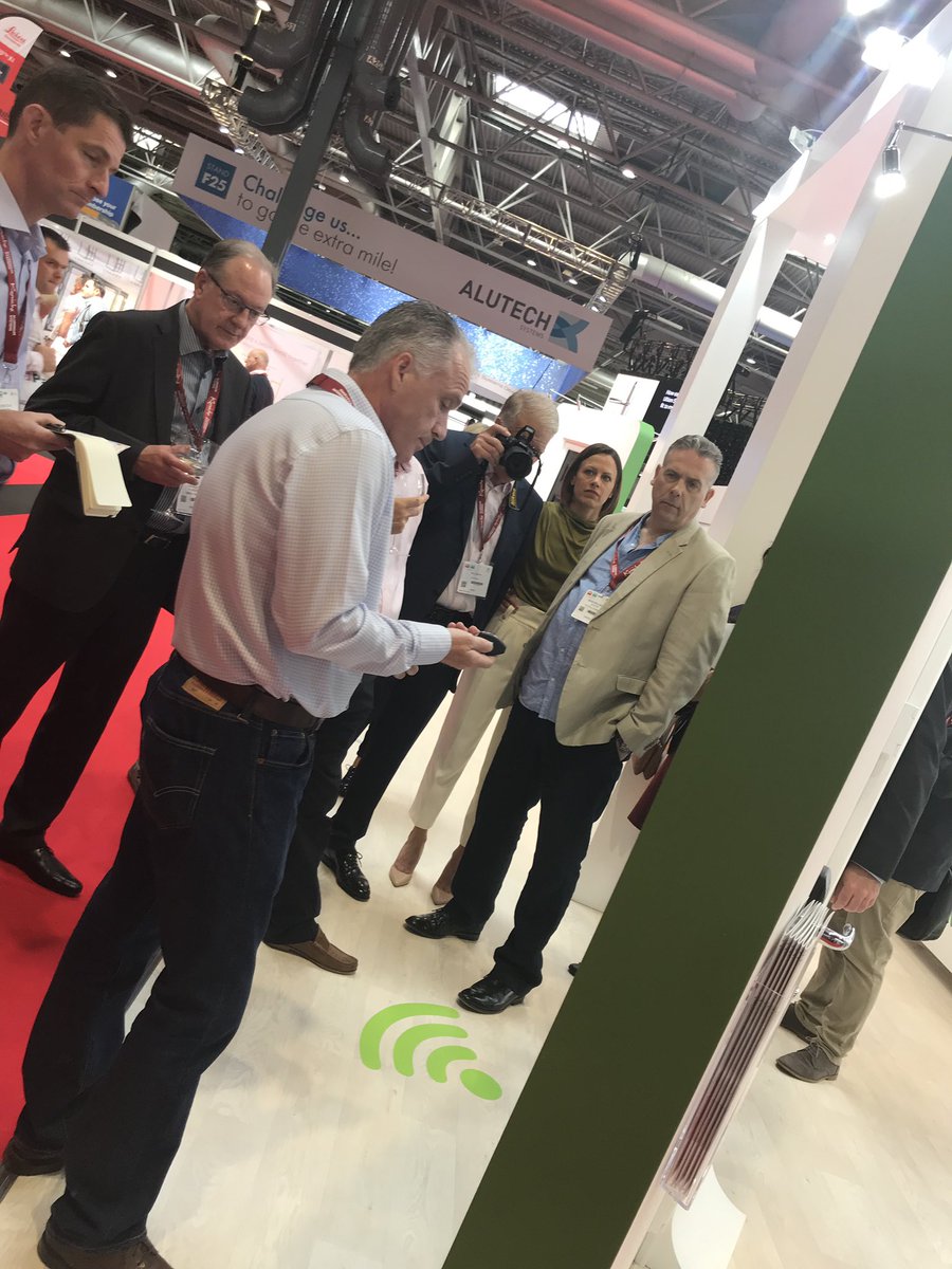milahardware_uk's tweet photo. Press day on the Mila stand @fitshow show casing our smart solution ππ» Thanks for coming ladies and gents, always a pleasure to host you π#happyhomeofhardware #mightysmart https://t.co/4gNUACkRj8