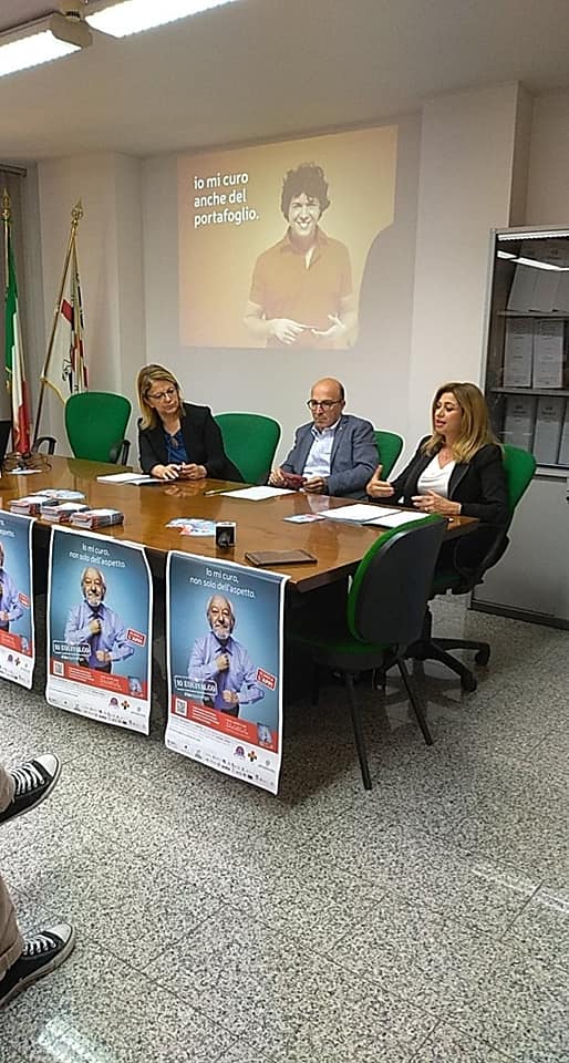 Cittadinanzatti's tweet photo. Presentata oggi #22maggio a #Cagliari la terza edizione della nostra campagna nazionale “IO Equivalgo” per sensibilizzare, coinvolgere e informare i cittadini nella conoscenza dei #farmaciequivalenti
Leggi il comunicato 👉https://t.co/RioDWfC6Rv
#ioequivalgo https://t.co/q7F4V9rWbW