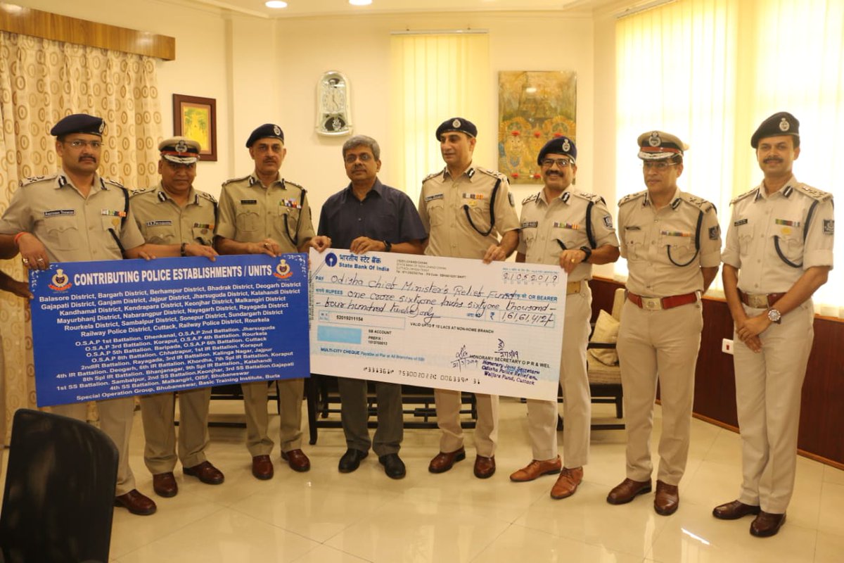 TNITweet's tweet image. #Odisha Police continues to help rebuild the State #CycloneFaniAftermath ; donates Rs.1,61,61,412 (Rs 1.61 Crore) to help people affected by #CycloneFani . #FaniRestoration 

#TheNewsInsight
