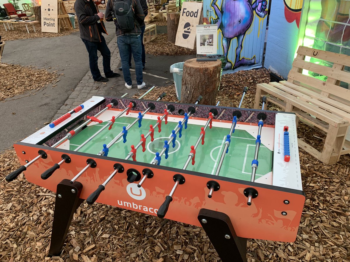 JeffreyPerplex's tweet image. Look who’s in the audience of the Umbraco fussballtable! It’s a eight year younger version of me :) #perplex