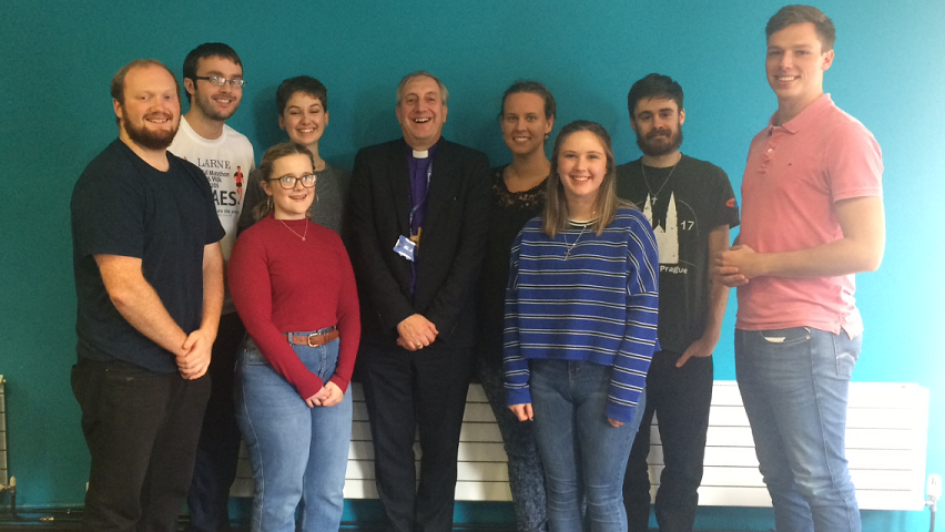 LeedsCofE's tweet photo. Exciting opportunities for risk-taking, community living and dedicated kingdom service are now on offer with the launch of this year’s Diocesan Intern Scheme. Read more here https://t.co/h3BsvZ9StX @joannaseabourne @nickbaines https://t.co/gOTOZTNqe6