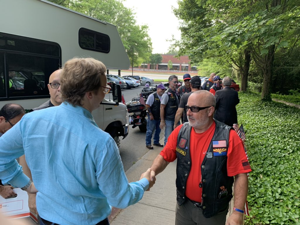 aslawetsky's tweet photo. Thank you @MilnerInc for your support (and feeding us)!!! @JillianFund #RideForJillian
#patriotspack
#rollingthunder
#TheJillianFund https://t.co/aTNy2YHVq0