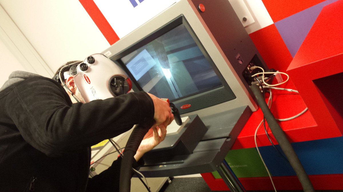 AbGuarantees's tweet photo. VR Welding and 3D Printing, fantastic learning opportunities #nescol #DigitalTransformation https://t.co/crAOGaOM55