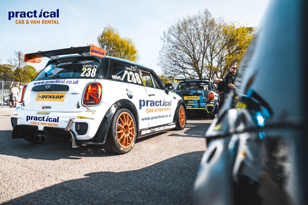 GridleyRacing's tweet photo. What do you think of this 'MINI'van @PracticalHQ? Modelled on your fleet of vehicles! Imagine that on display at your 2020 Premier Club Conference 🏆 Not to mention the awesome competitions we could run for your franchises and their customers! #PassengerRides #VIPHospitality https://t.co/wFUj0oQXCU