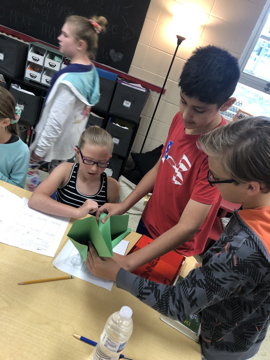 missHteaches4th's tweet photo. This week we’ve had the awesome opportunity to learn from the fabulous students of @BrianaJ_Rodgers classroom! Their ability to develop and execute an inquiry-based lesson has been so fun to see! ✈️💡🎯 My 4th graders are loving it! @jtsdnixa https://t.co/4ZT725l8UI