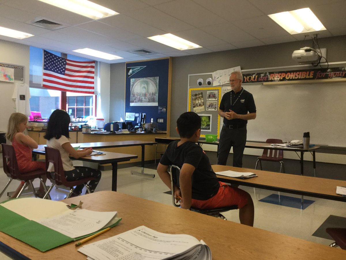 Mr. Campbell sharing his growing up experiences with our 3rd graders who studying inventions and learning about a lifetime ago. “You played in the street! That’s not smart!” @csd_AmyCampbell <a href="/Willow_Dale_ES/">Willow Dale Elementary School</a>