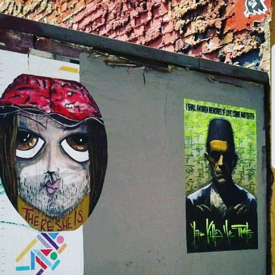 theresheisart's tweet photo. Waaaayyy back! So,way back there's a little @SEPTERHED up in the corner!
#streetart #losangelesstreetart #youkilledmefirst #theresheisart #septerhed https://t.co/F4aH50BtSp