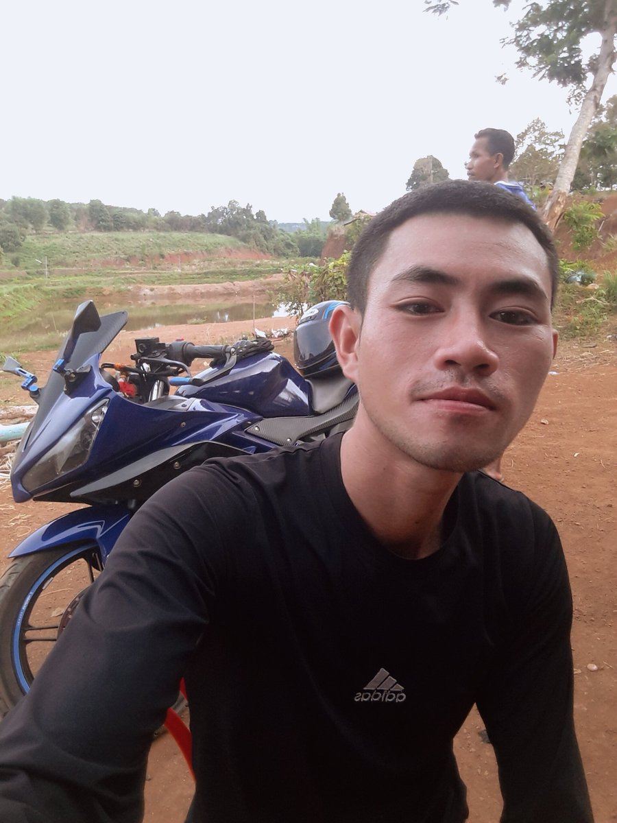 Santisouk207's tweet image. ຈະຢູ່ລຳພັງເພື່ອຕັງໄວ້ໃຫ້ແມ່5555